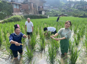 Baiyan Miao Village - Guizhou: Hidden Hill Tribes | Image by Bike Asia